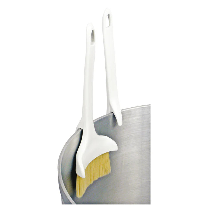 WINCO Pastry/Basting Brush with Hook and Wide Concave Head