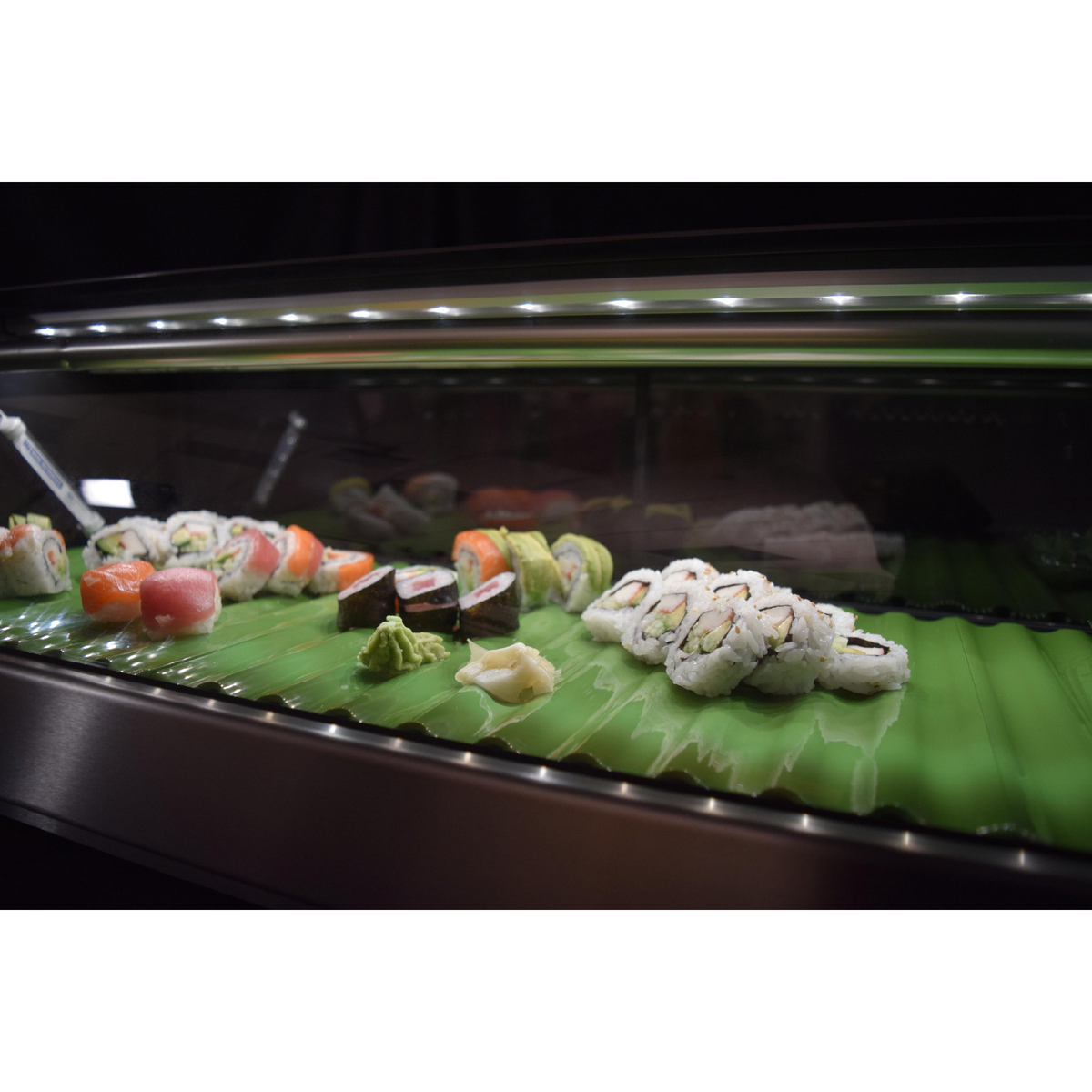 Hoshizaki 59'' Sushi Display Case (Left Side Condenser)