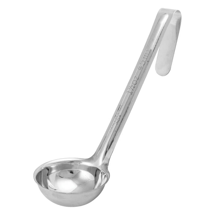 Louche monobloc en acier inoxydable Winco avec manche de 15 cm