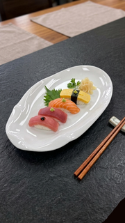 Melamine 12.5" White Irregular Ellipse Plate