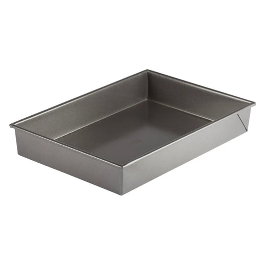 WINCO Aluminized Steel Cake Pan - Rectangular
